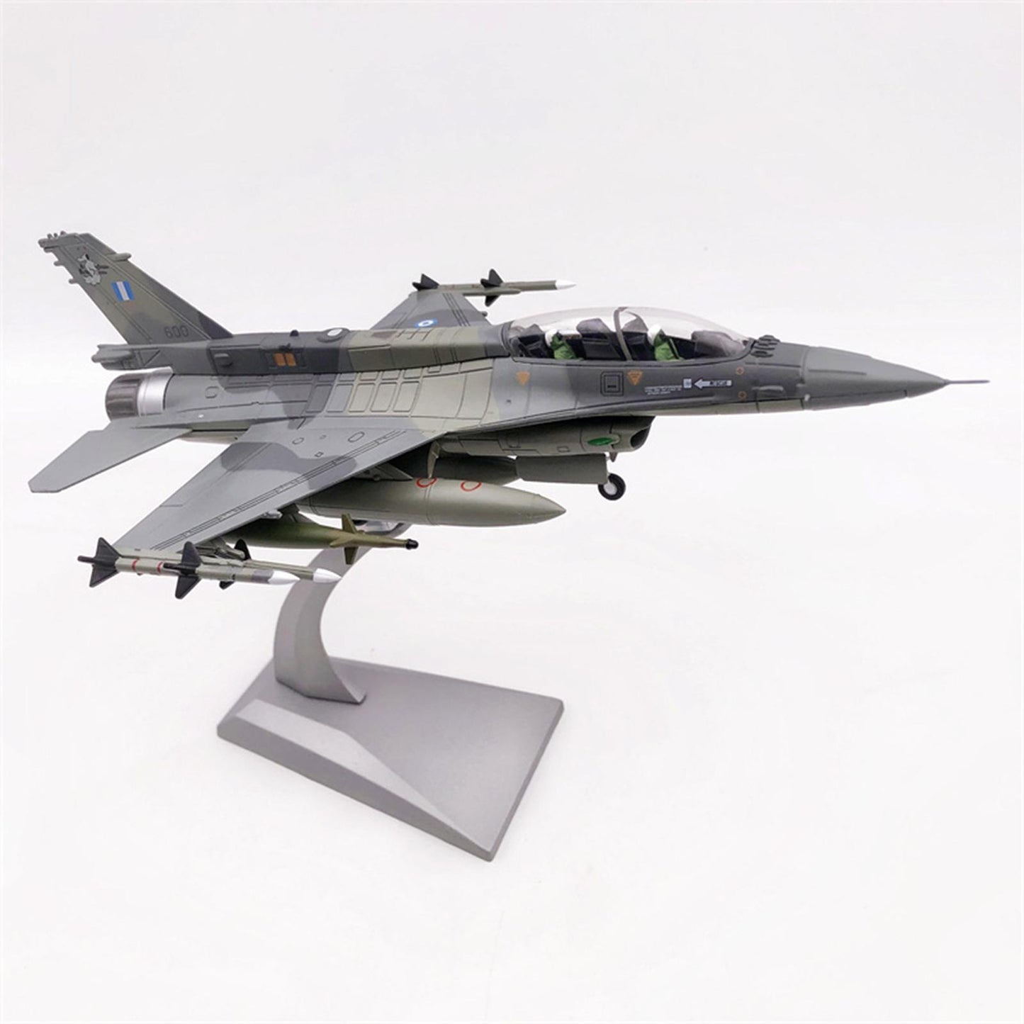 1/72 F16D Fighter Model with 2 Display Stand Collection Souvenir