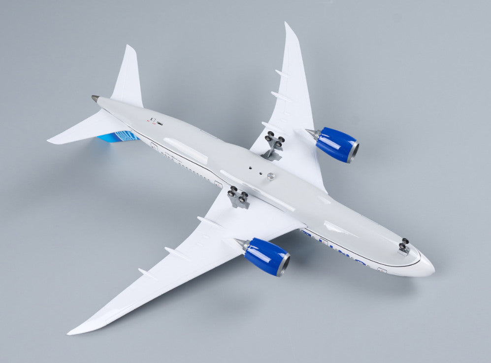 1:130 43CM UNITED BOEING 787 Plane Airplane Led Sound Light Resin Aircraft Model