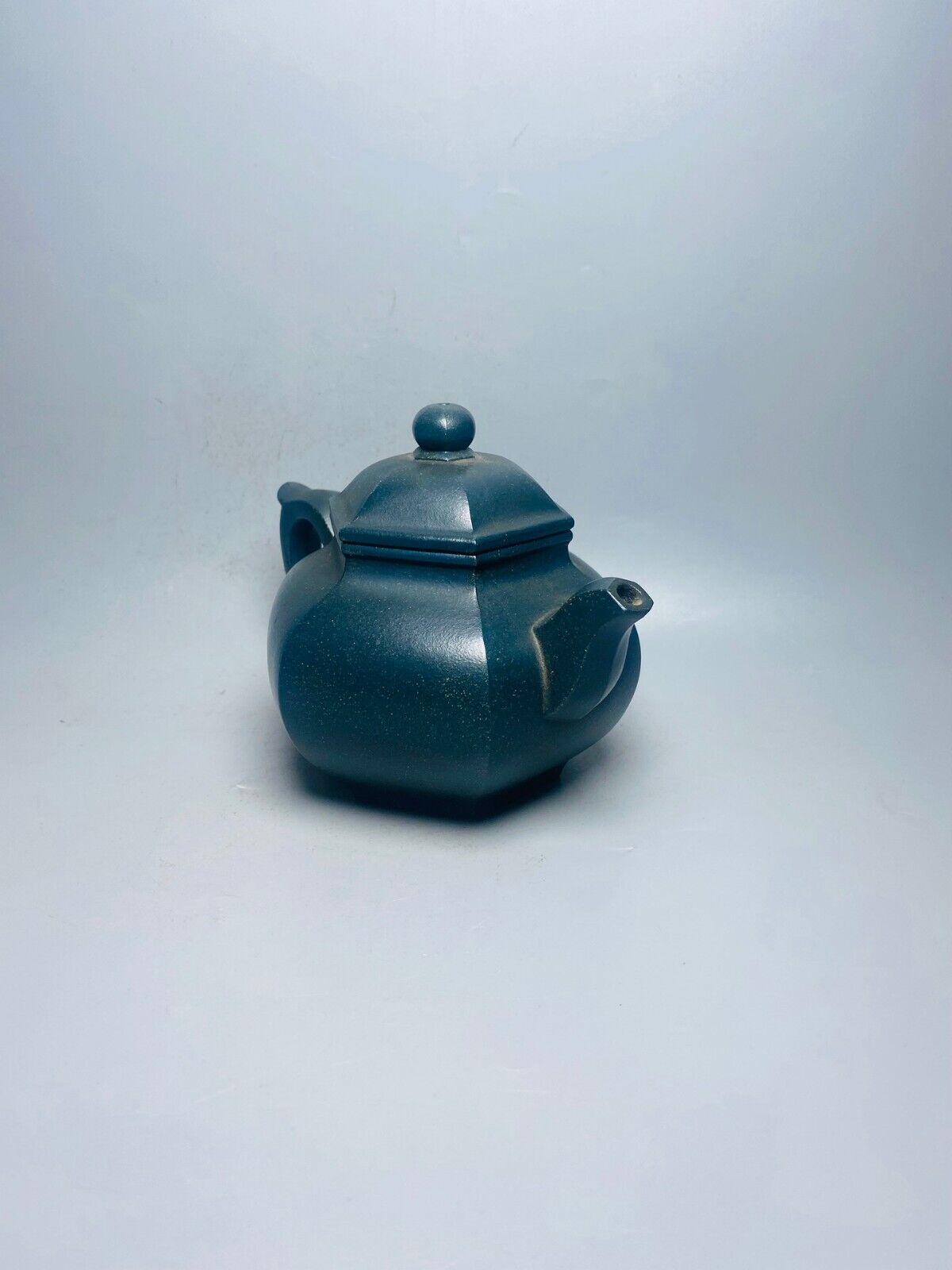 Chinese Yixing Zisha Clay Handmade Exquisite Teapot （六方 底款：王石耕）