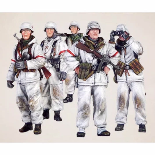 1:35 resin figure model kit Five German soldiers in WW II Unassembled Unpainted