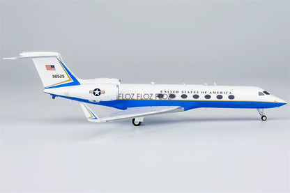 NG Models Gulfstream G550 (C-37B) for US Air Force 09-0525 1:200 Aircraft Model