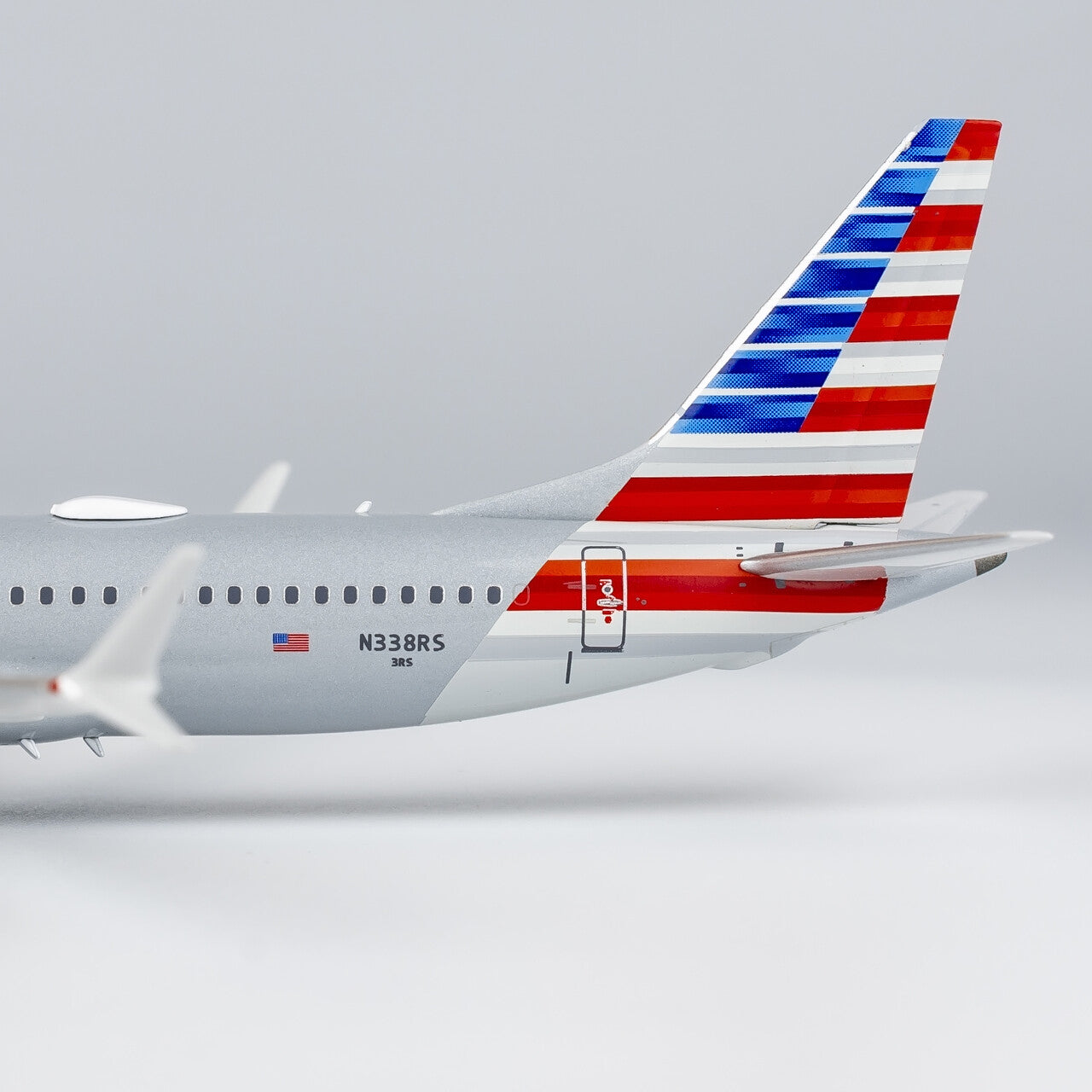1:400 NG Model American Airlines B737 MAX 8 Airplane Diecast Aircraft Model