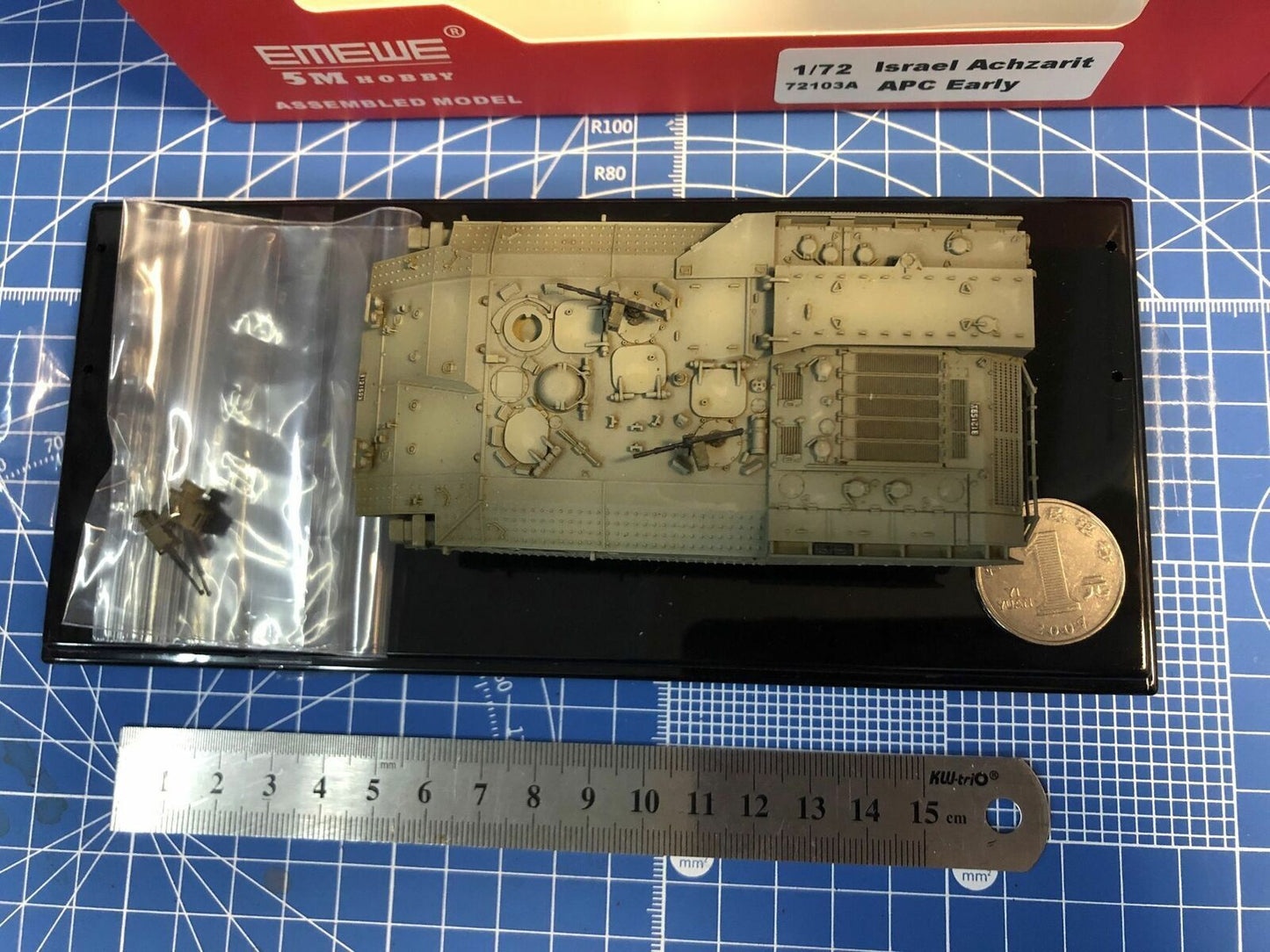 5M 72103C 1/72 Israel Achzarit Armored Personnel Carrier Resin Static Model