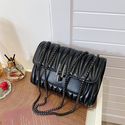 Synthetic Messenger Bag Handbag Luxury Purse Shoulder Bag 15*21*8 CM Nylon Pouch