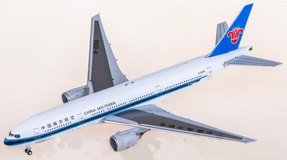 1:400 NGmodels China Southern B777-200ER Passenger Airplane Diecast Plane Model