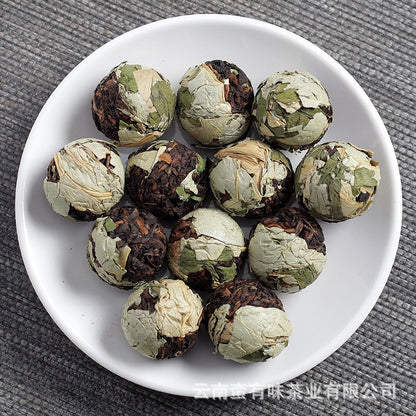120g Authentic Yunnan Lotus Leaf Pu'er Tea Qing Xiang Bulk Long Zhu Canned Tea