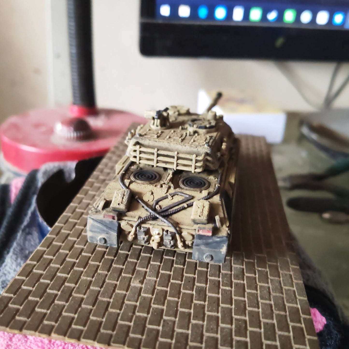 Homemade 1/72 Italian Minotaur Tank Finished Model Painted Ornament Toys