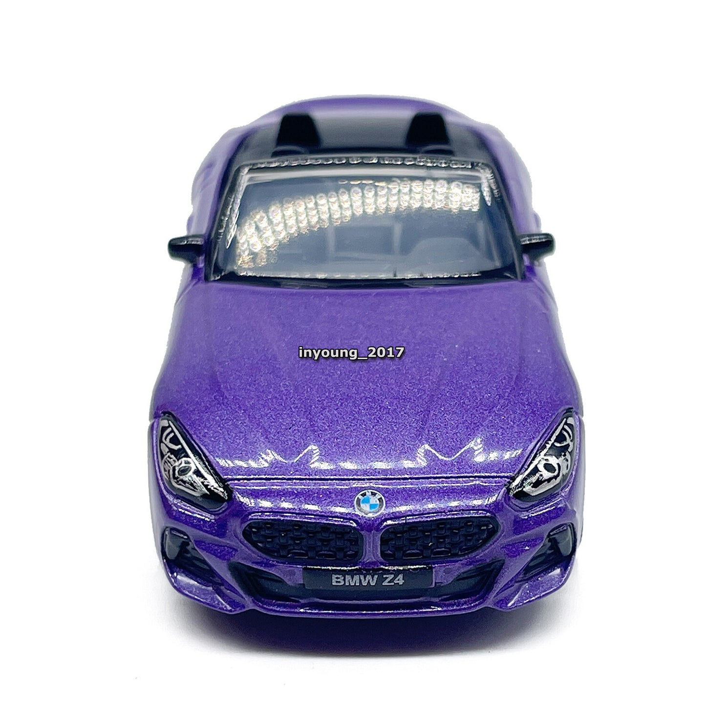 1/57 BMW Z4 M40i Model Car Diecast Toy Cars Friction Powered for Boys Purple