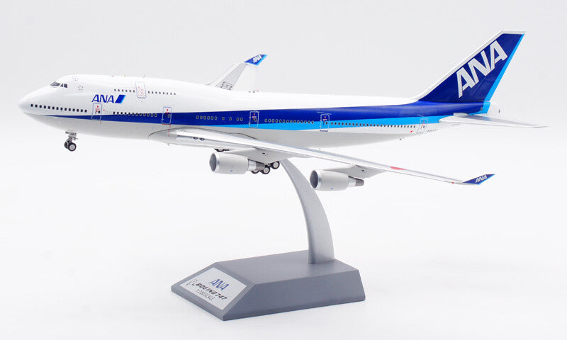 1:200 Aviation ANA BOEING B747-400 Passenger Airplane Diecast Plane Model
