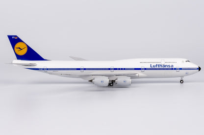 1:400 NG Models Lufthansa Plane Boeing 747-8 Diecast Aircraft Model