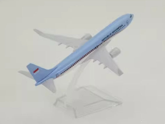 16cm REPUBLIK INDONESIA BOEING 737 Passenger Plane Diecast Aircraft Metal Model