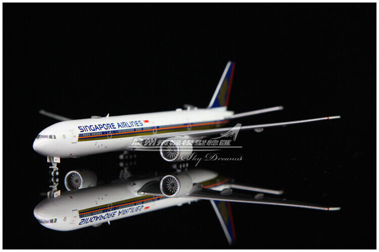 1:400 JC Wings SINGAPORE AIRLINES BOEING 777-300 Passenger Plane Diecast Model