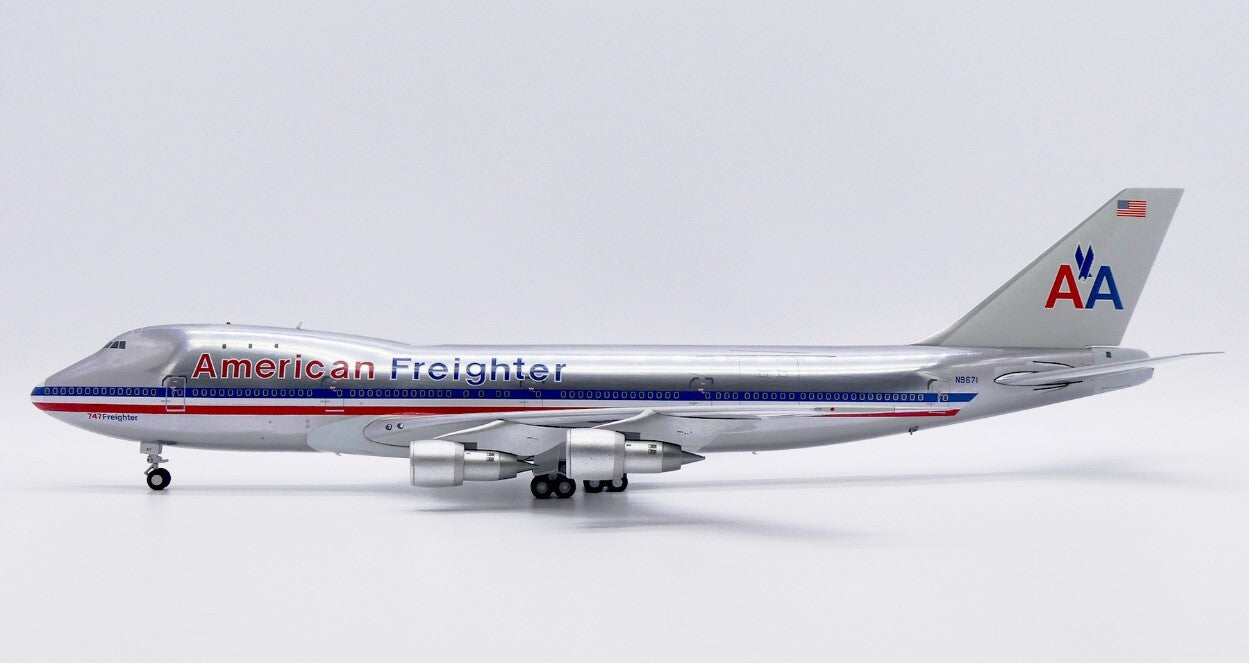 1:200 35CM JC Wings American Freighter BOEING 747-100SF Airplane Diecast Model