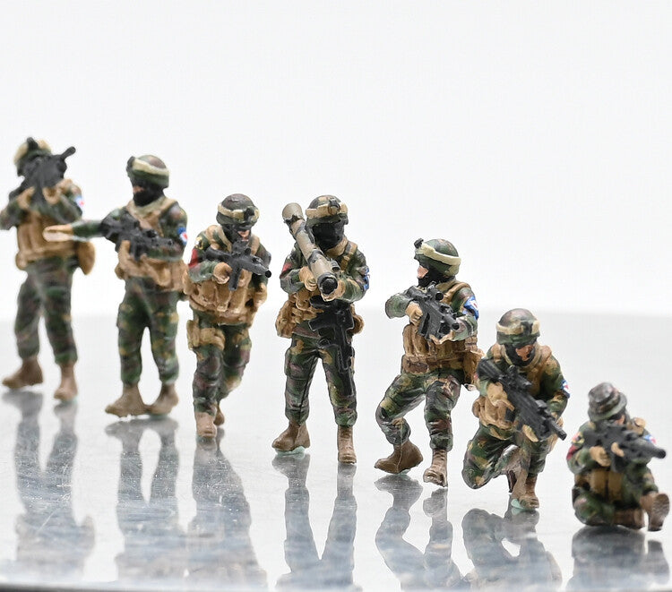 1/72 Modern American Soldier 7 Soldier Model