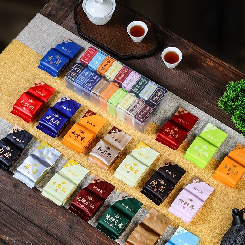 18 Kinds Wuyi Oolong Tea Rock Tea Rougui Da Hong Pao Tea Shuixian Qilan 144g Box