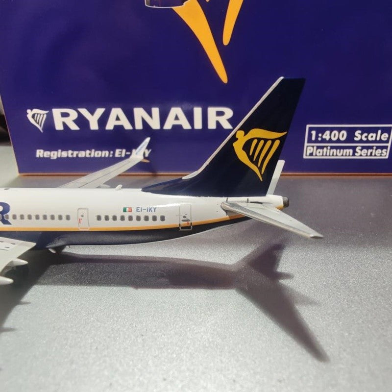 1:400 Phoenix Ryanair Boeing 737 MAX 8 Airplane Diecast Aircraft Plane Model