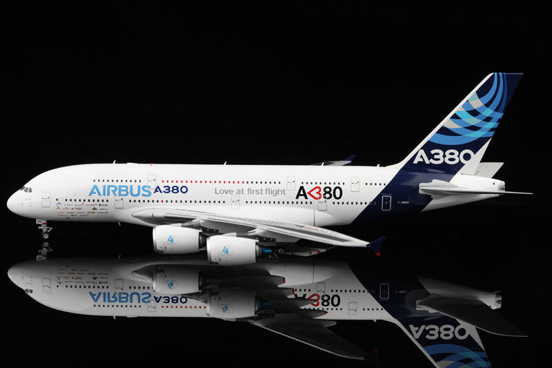 1:200 37CM SQ Wings AIRBUS A380 Passenger Airplane Diecast Plane Aircraft Model