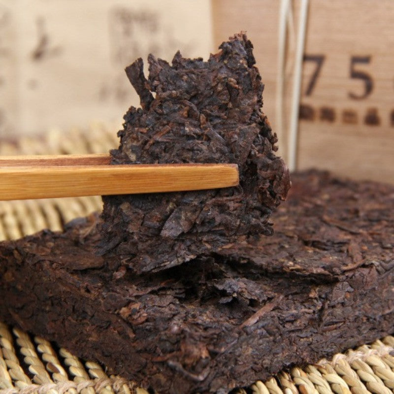 250g Yunnan Menghai 2017 Ancient Trees 7562 Classic Aged Tea Pu Erh Tea Brick