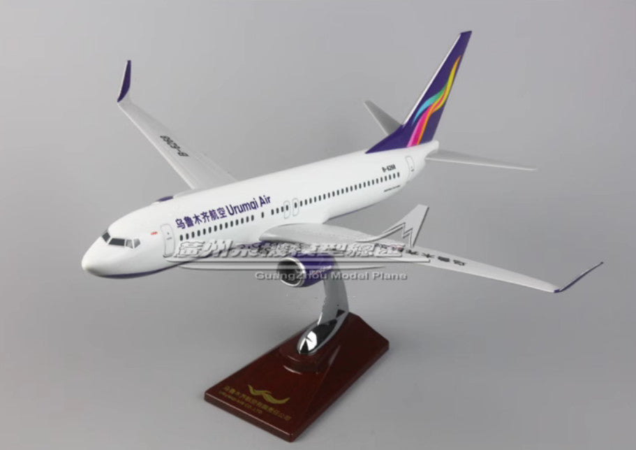 40CM Urumqi Air BOEING 737-800 B-6268 Passenger Airplane Resin Aircrarft Model