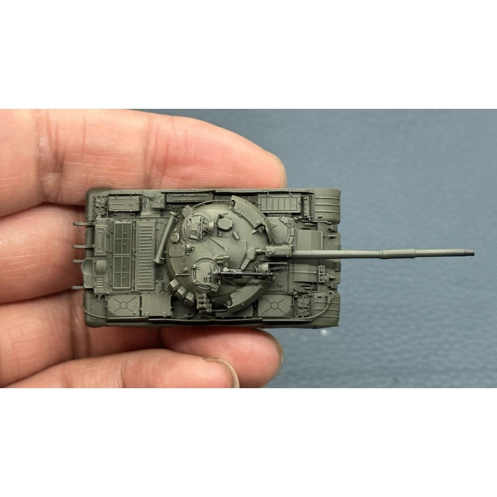 1/144 Russian T-62M Main Battle Tank Painted Finished Model