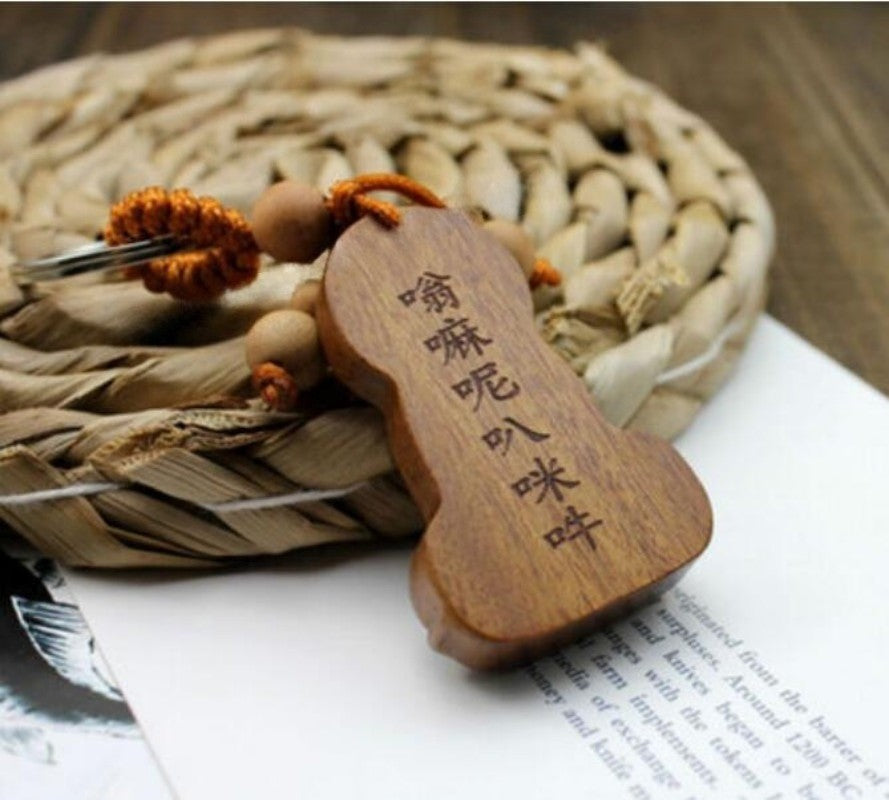 New Wood Carving Guan Kwan Yin Buddha Statue Pendant Key Chain