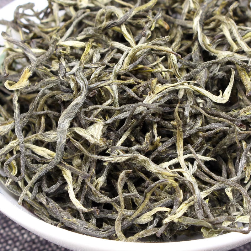 Dian Lv Silver Tips Yunnan Green Tea Supreme Organic Early Spring Snowy Mountain