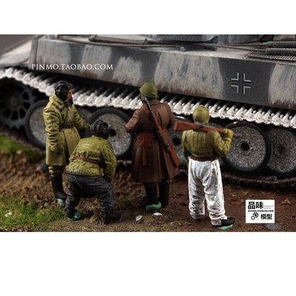 1/72 Soviet battlefield Soviet Union 7 soldiers Model
