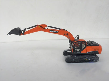 1:40 30CM DOOSAN DX220LC-9C Excavator Contruct Machine Equipment Diecast Model
