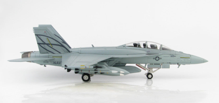 HM F/A-18F Advanced Super Hornet 168492 US Navy 2013 1/72 diecast model aircraft