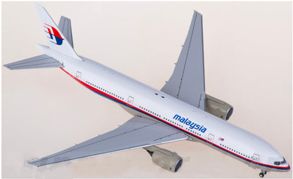 1:400 Bob Models Malaysia Airlines B777-200ER Passenger Airplane Diecast Model