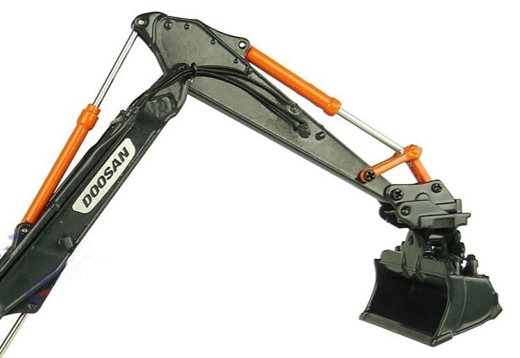 1:50 DOOSAN DX160W Wheeled Excavator Equipment Contruction Machine Diecast Model