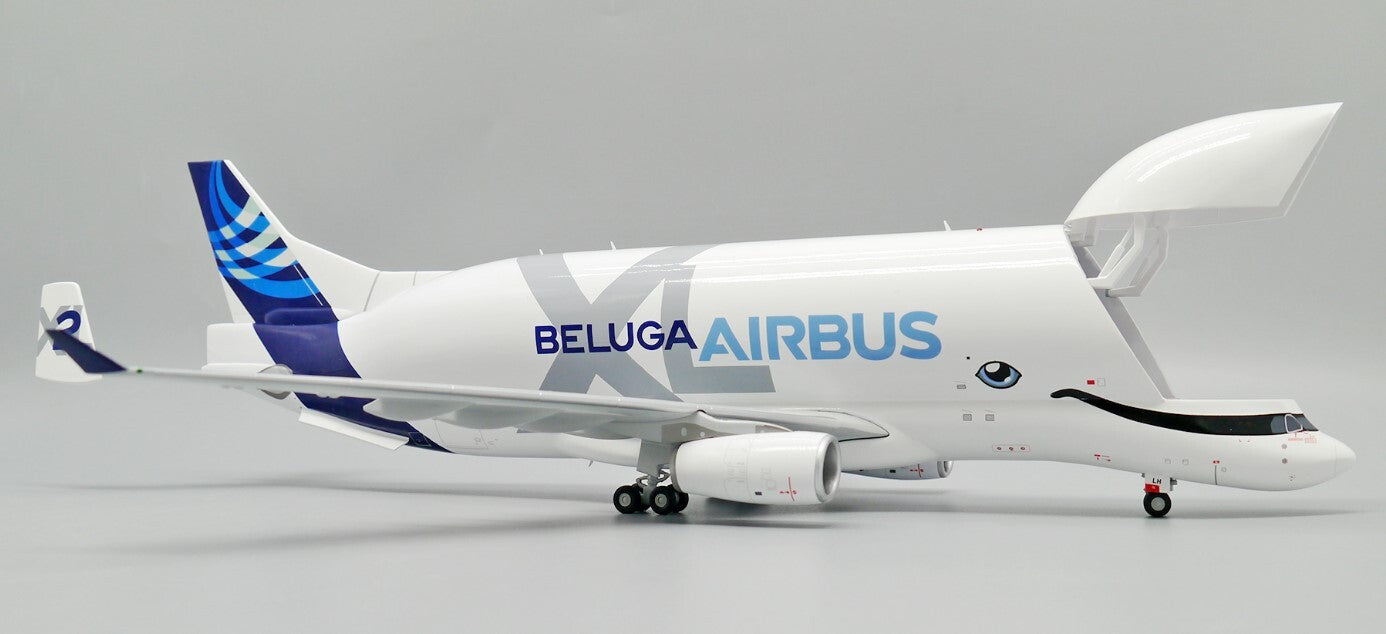1:200 JC Wings AIRBUS BELUGA AIRBUS A330-743L 2 Airplane Diecast Aircraft Model