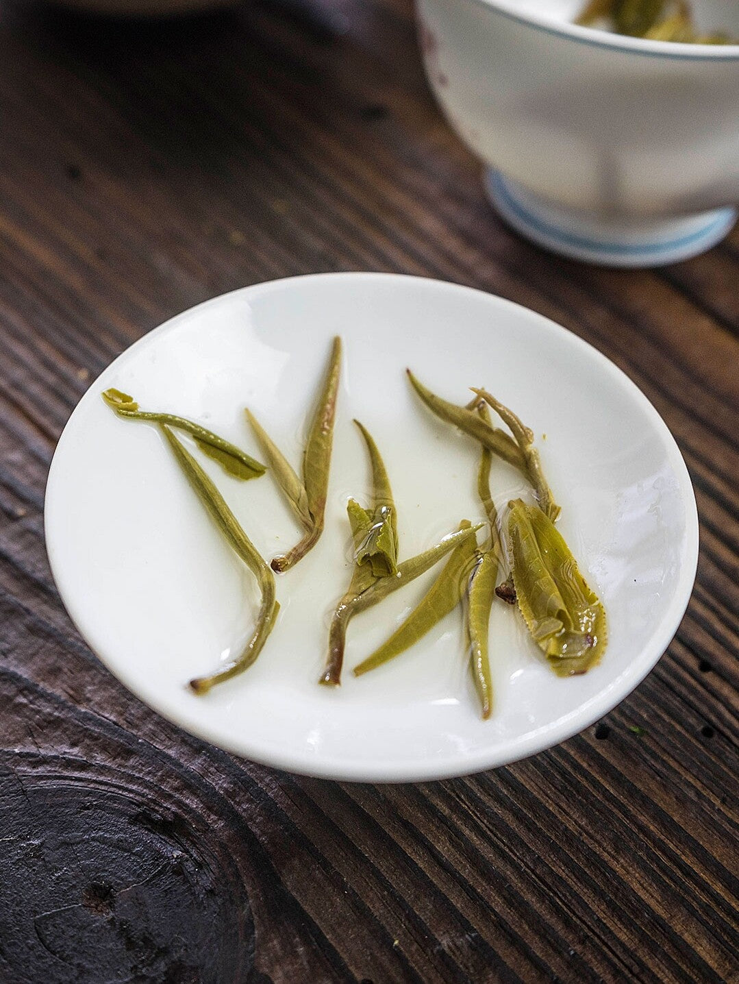 Organic Early Spring Snow Mountain Maofeng Wild Yinjian Yunnan Green Tea -