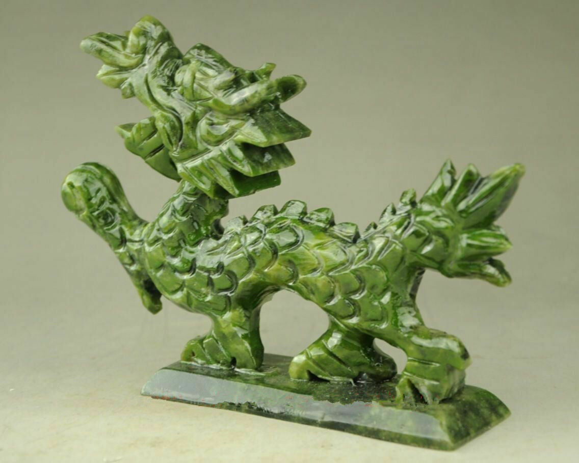 Exquisite Natural Jade Handmade Hand-carved Dragon Statues