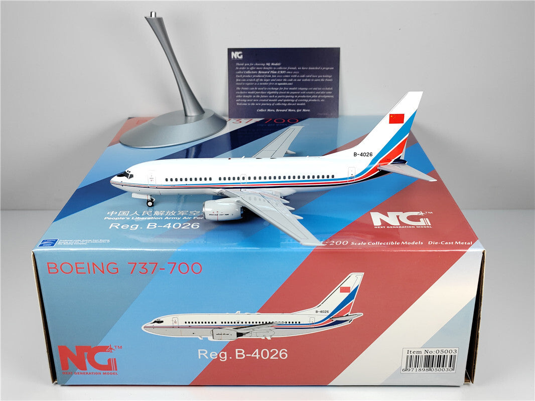 1:200 NG Model People's Liberation Army Air Force B737-700 Plane Diecast Model