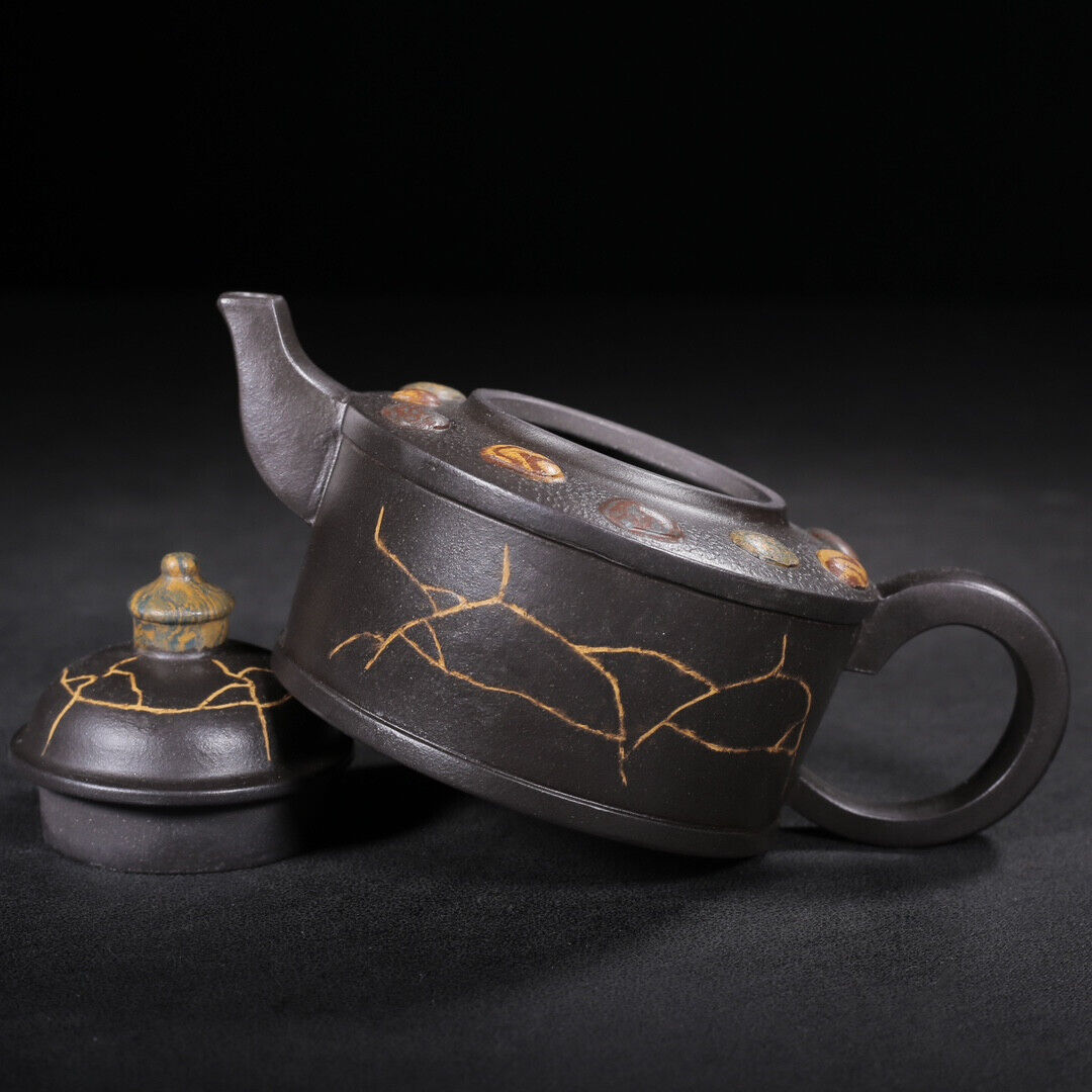 Chinese Yixing Zisha Clay Handmade Exquisite Teapot（ 雨花石 底款：吕尧臣）