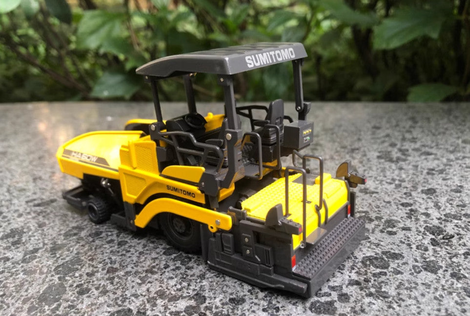 1:50 HA60W Paver Machine Spreaders Construction Machine Equipment Diecast Model