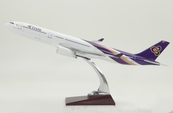 47CM THAI AIRBUS A330 HS-TEF Passenger Airplane Resin Aircrarft Plane Model