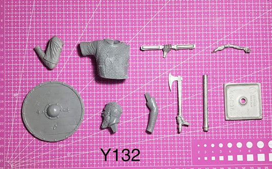 1/10 Resin Model Kit Ancient European soldiers Bust Unpainted Unassembled