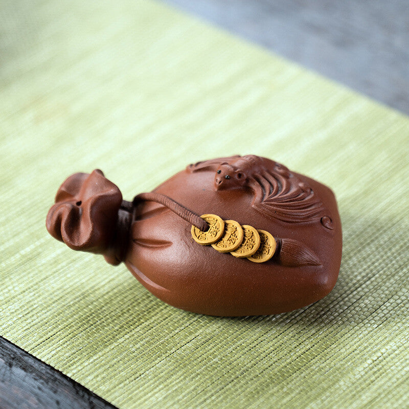 Yixing Zisha Tea Pet Bat Statue Wealthy Mascot Money Coin Tea Play Creative New