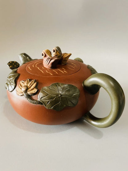 Chinese Yixing Zisha Clay Handmade Exquisite Teapot （荷花鸳鸯壶 底款：蒋蓉）