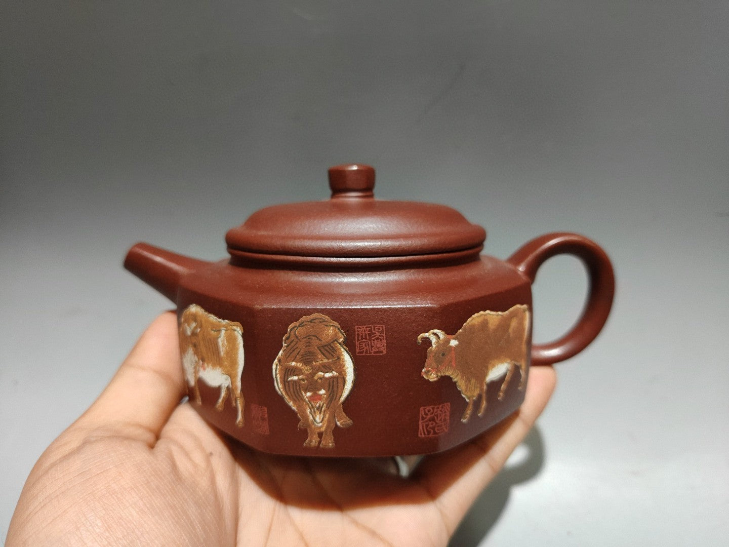 China Yixing Zisha Clay Handmade Exquisite Kung Fu Tea Set Teapot品名：五牛图壶 低款：李燕华