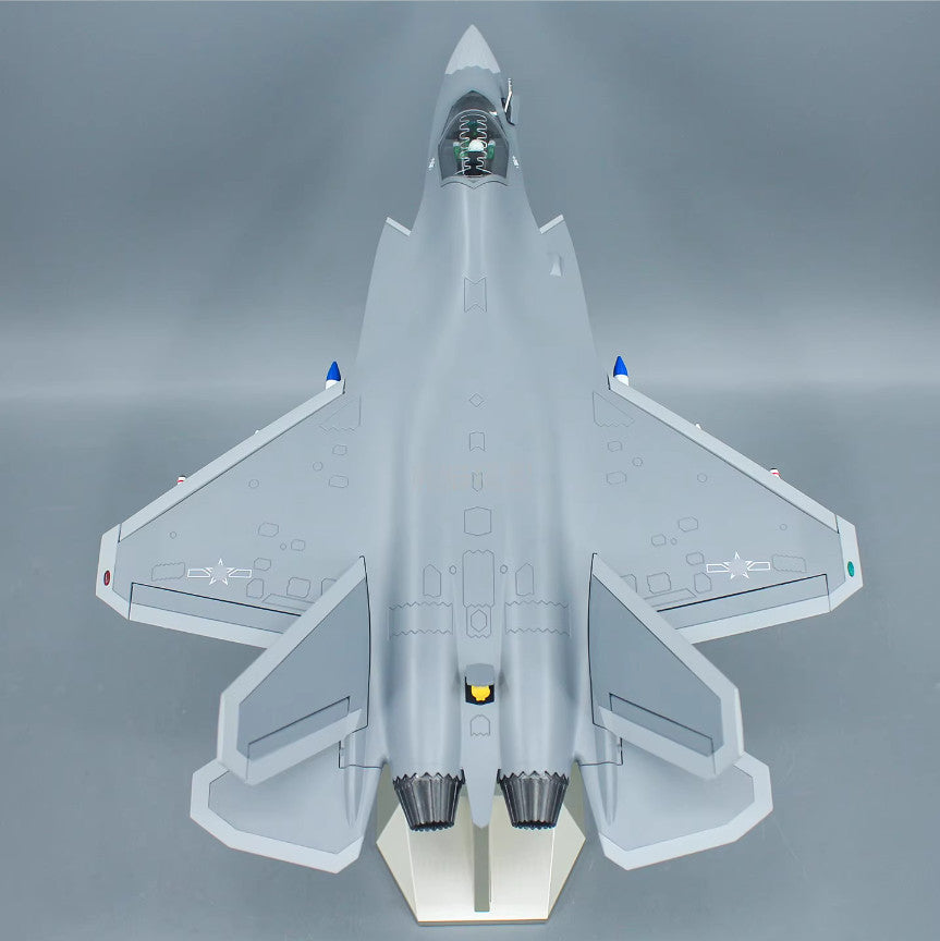 1:35 42CM AVIC J-35A Stealth Fighter Jet Plane Diecast Military Aircraft Model