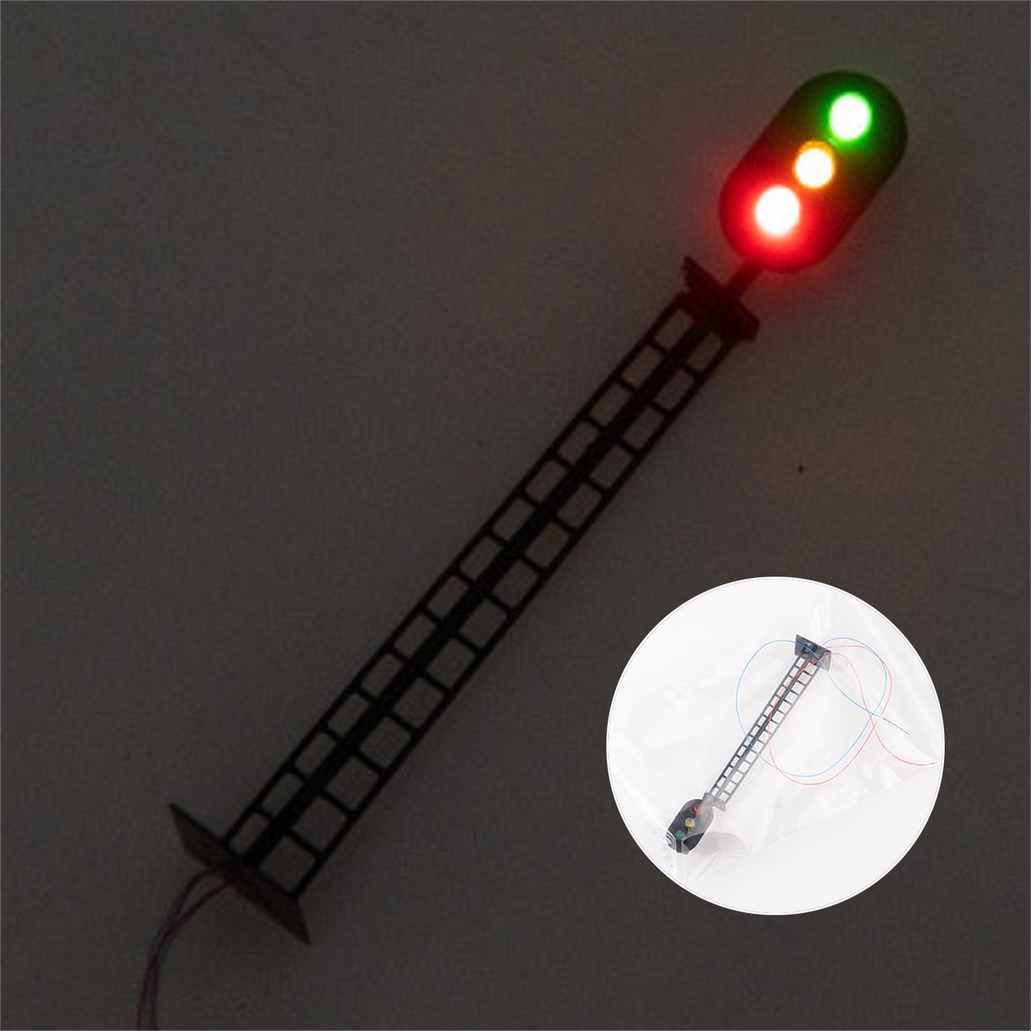 1:87 Scale Signal Traffic Light Model 8.3cm Traffic Light Black Post With Ladder