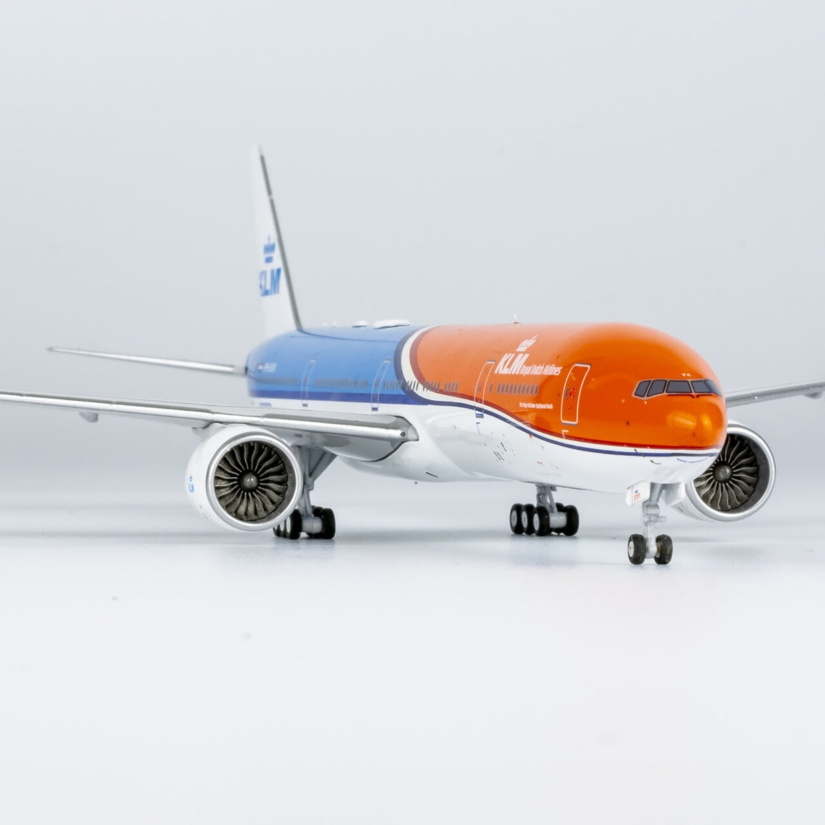 1:400 NGmodels KLM Boeing 777-300ER Passenger Airplane Diecast Plane Model