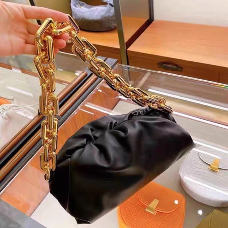 Retro Dumplings Messenger Bag Chain Fashion Cloud Crossbody Shoulder Bag Handbag