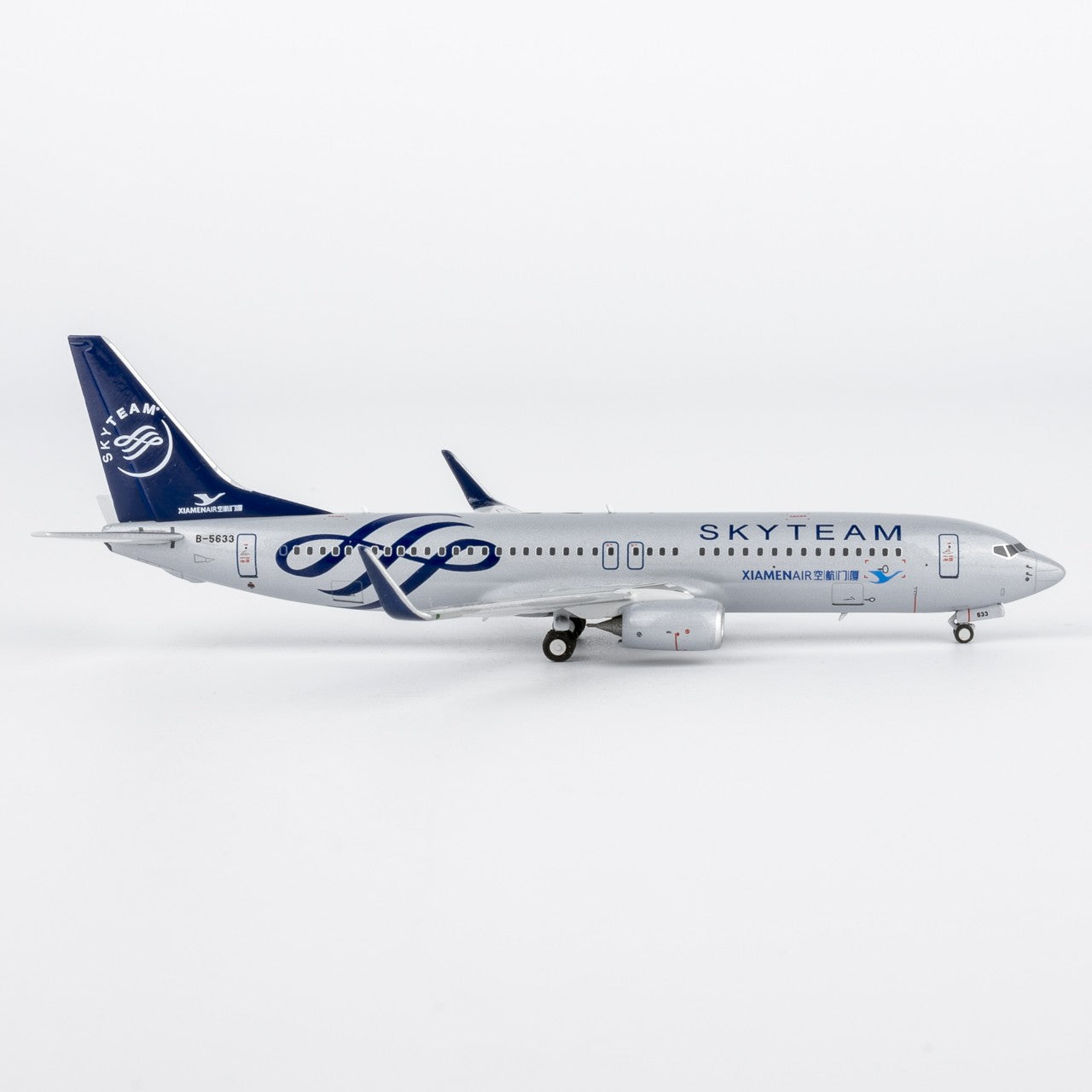 1:400 NGmodels XiamenAir B737-800 B-5633 Passenger Airplane Diecast Plane Model