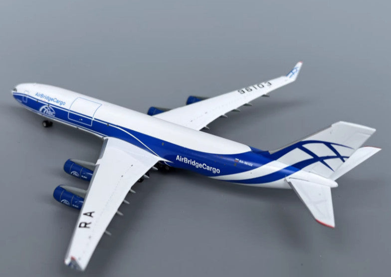 1:400 Phoenix AirBridgeCargo Ilyushin Il-96-400 Passenger Airplane Diecast Model