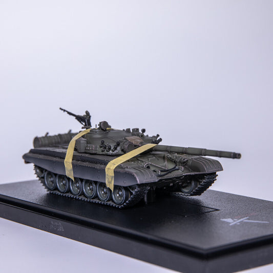 1:72 ARTISAN East Germany T-72G Main Battle Tanks Plastic Diecast Armor Model G
