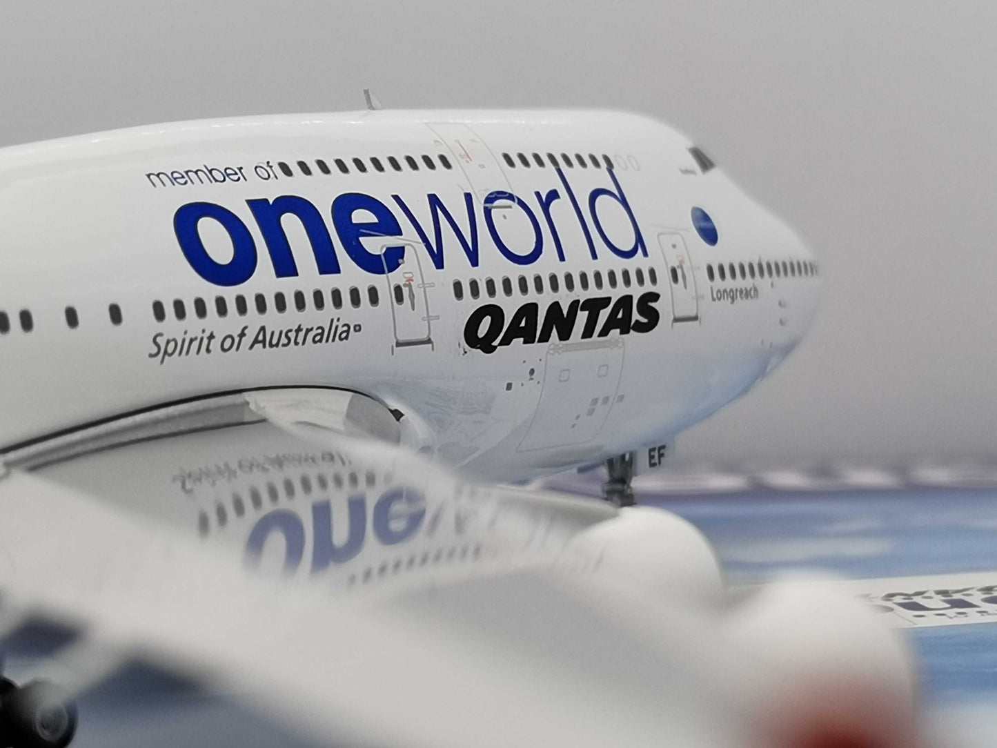 1:400 Phoenix oneworld BOEING B747-400 Airplane Diecast Aircraft Plane Model